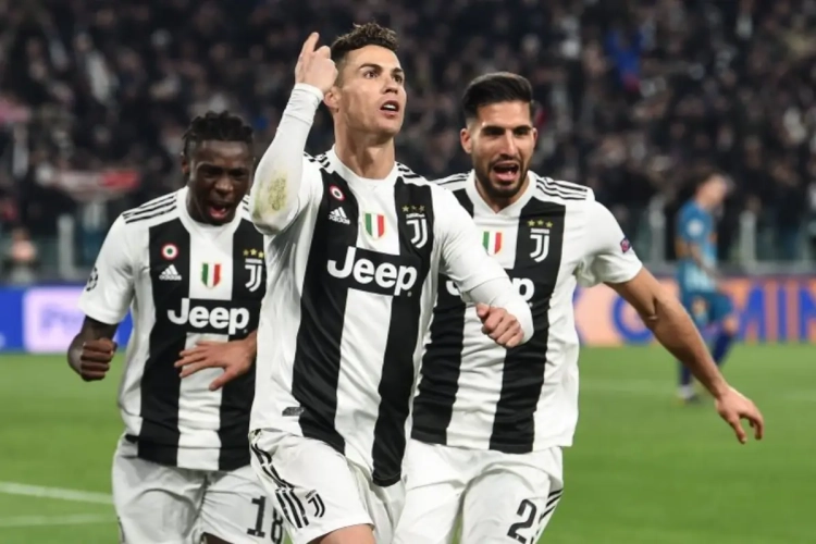 La Juventus dévoile son groupe pour l'Ajax : CR7 est là, mais deux titulaires sont absents