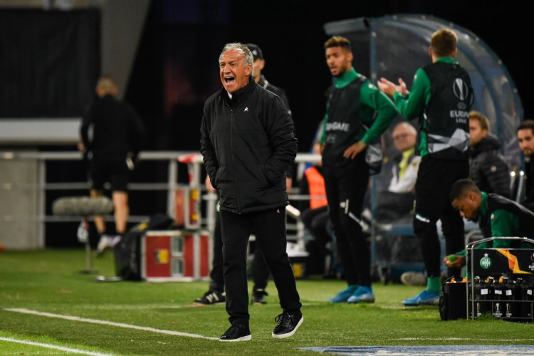 Le coach de Saint-Étienne après la défaite à Gand : "Décevant et frustrant"