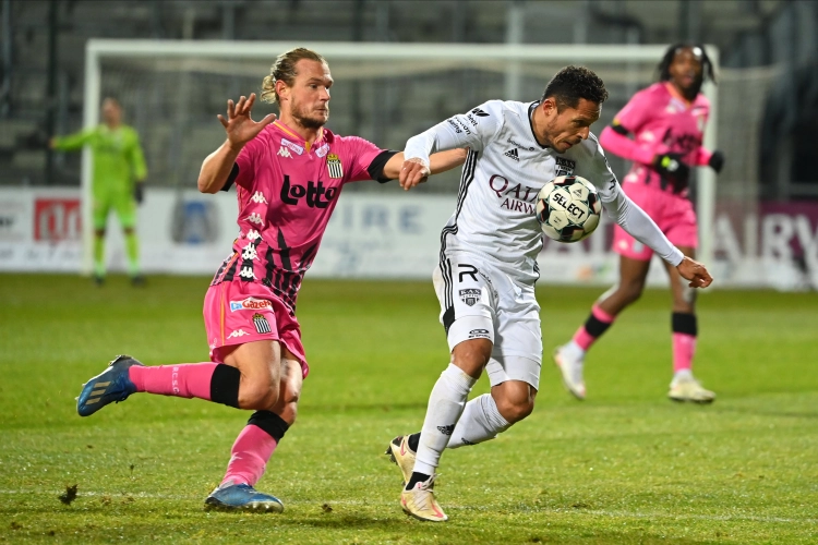 Guillaume Gillet réaliste: "Eupen méritait la victoire" 