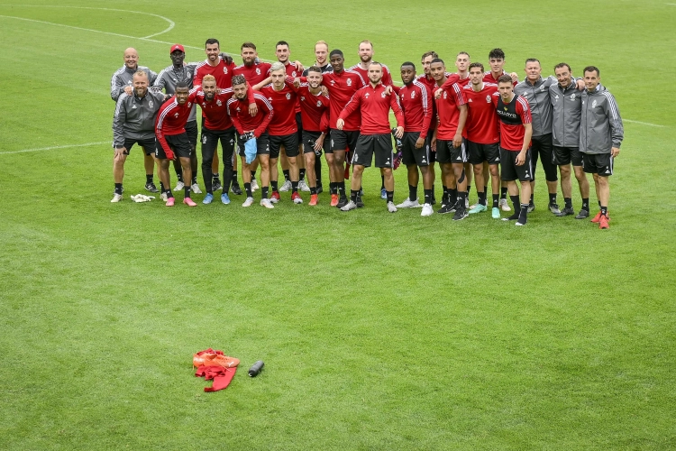 📷 Standard de Liège : 17 joueurs à l'entraînement 