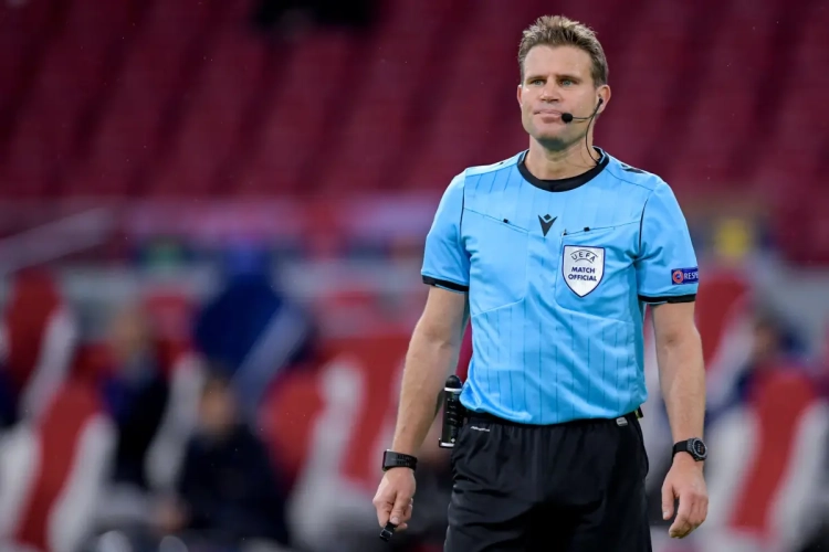 Felix Brych au sifflet pour Italie-Espagne 