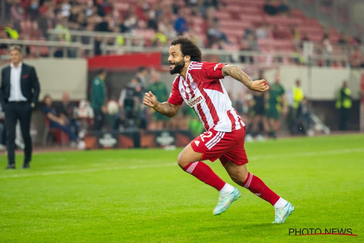 Marcelo régale avec deux buts incroyables pour l'Olympiakos (vidéo)